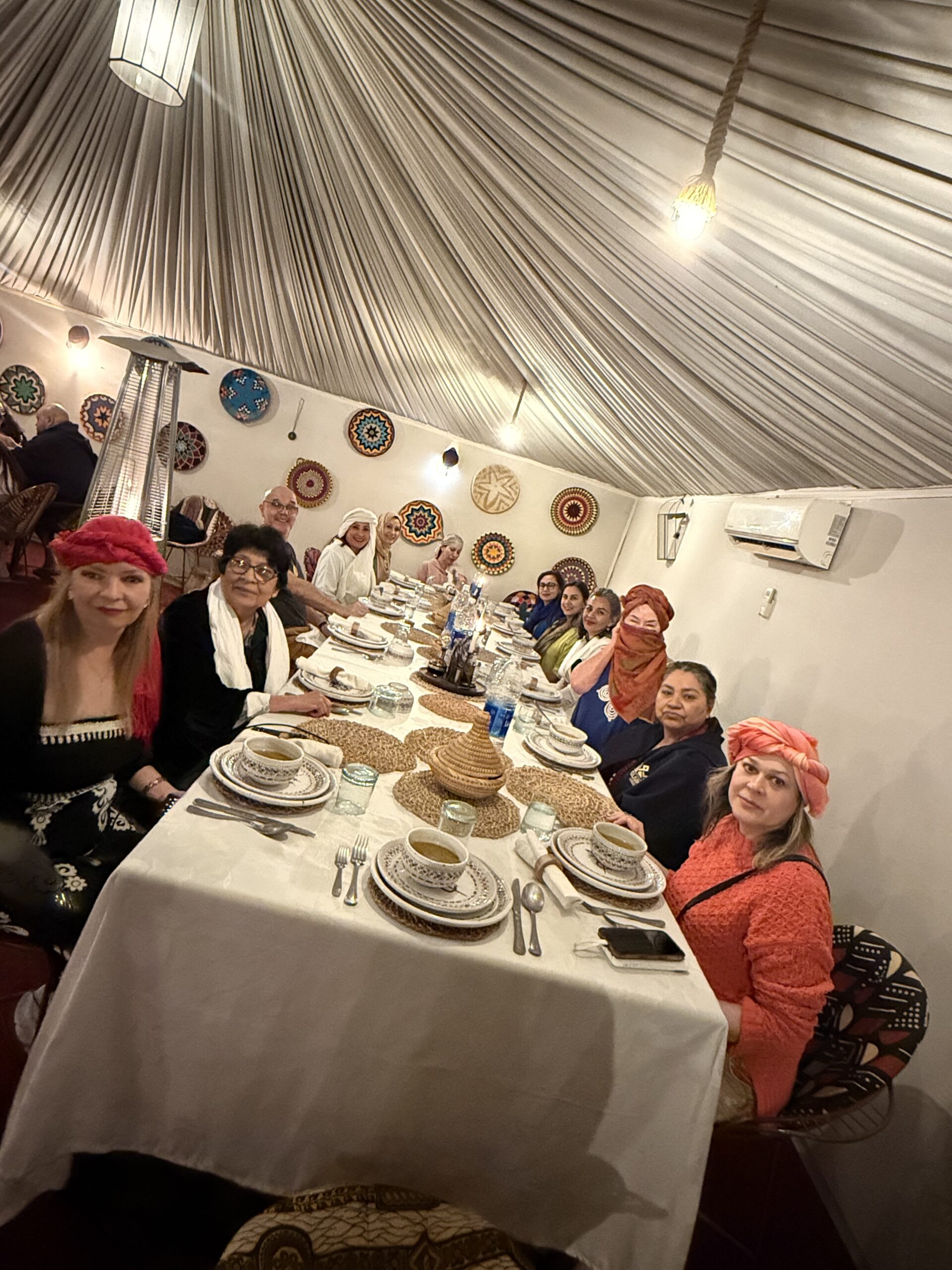 grupo-cena-tradicional-marruecos-2025-2