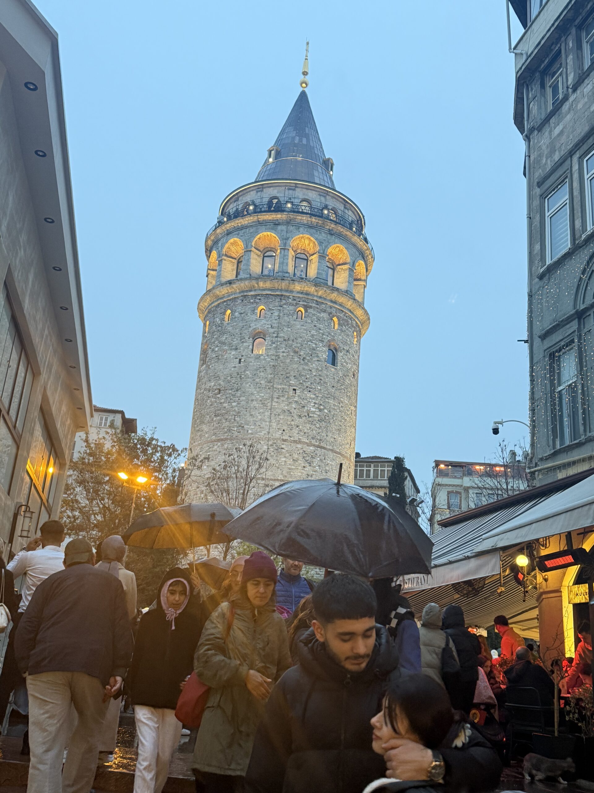 viaje-grupal-turquia-2025-torre-galata-estambul